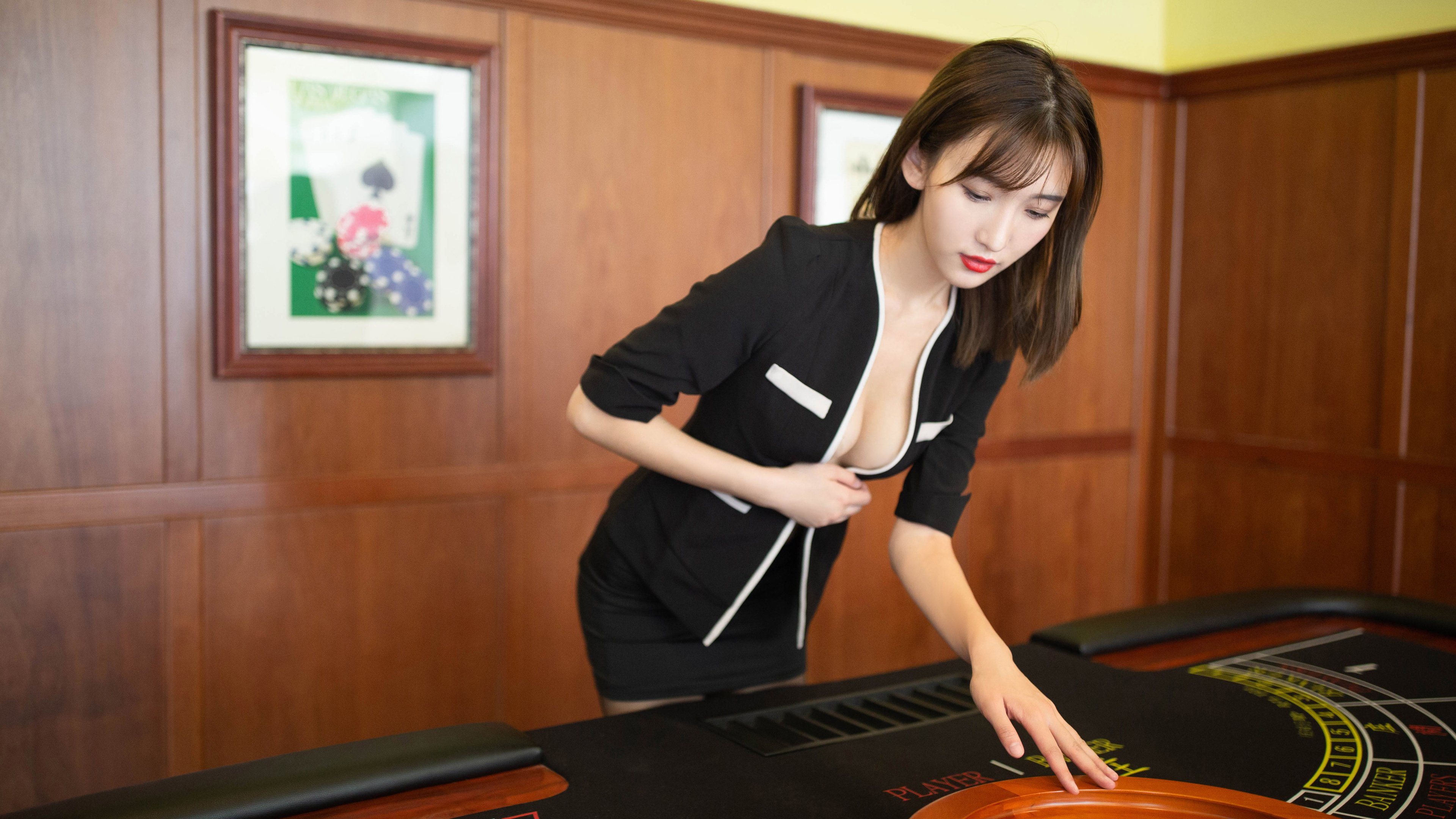 开云体育下载官网-_湖人队全面开花，逐渐走出低迷_，湖人队出场